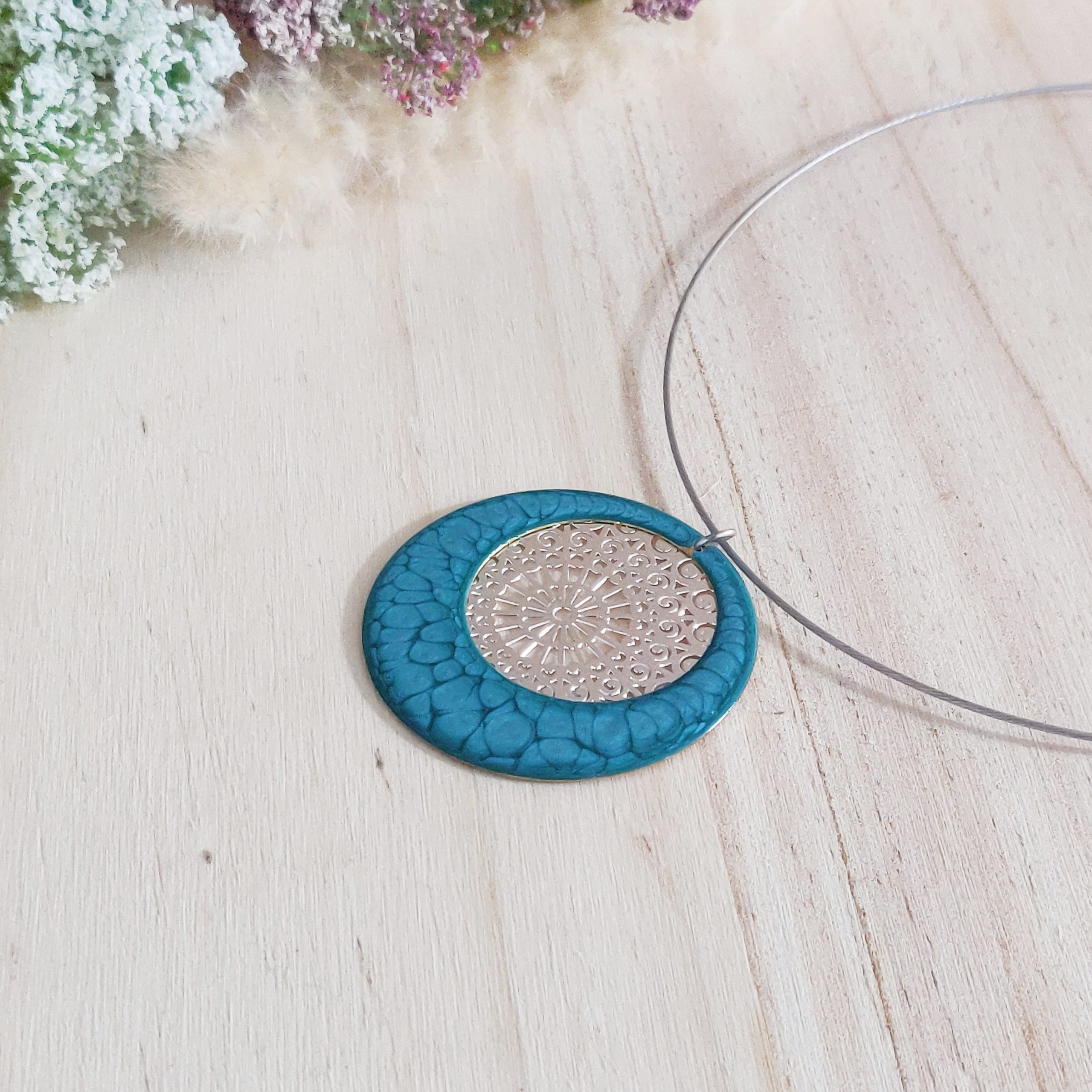 bijou artisan montpellier collier aphrodite turquoise fond argenté