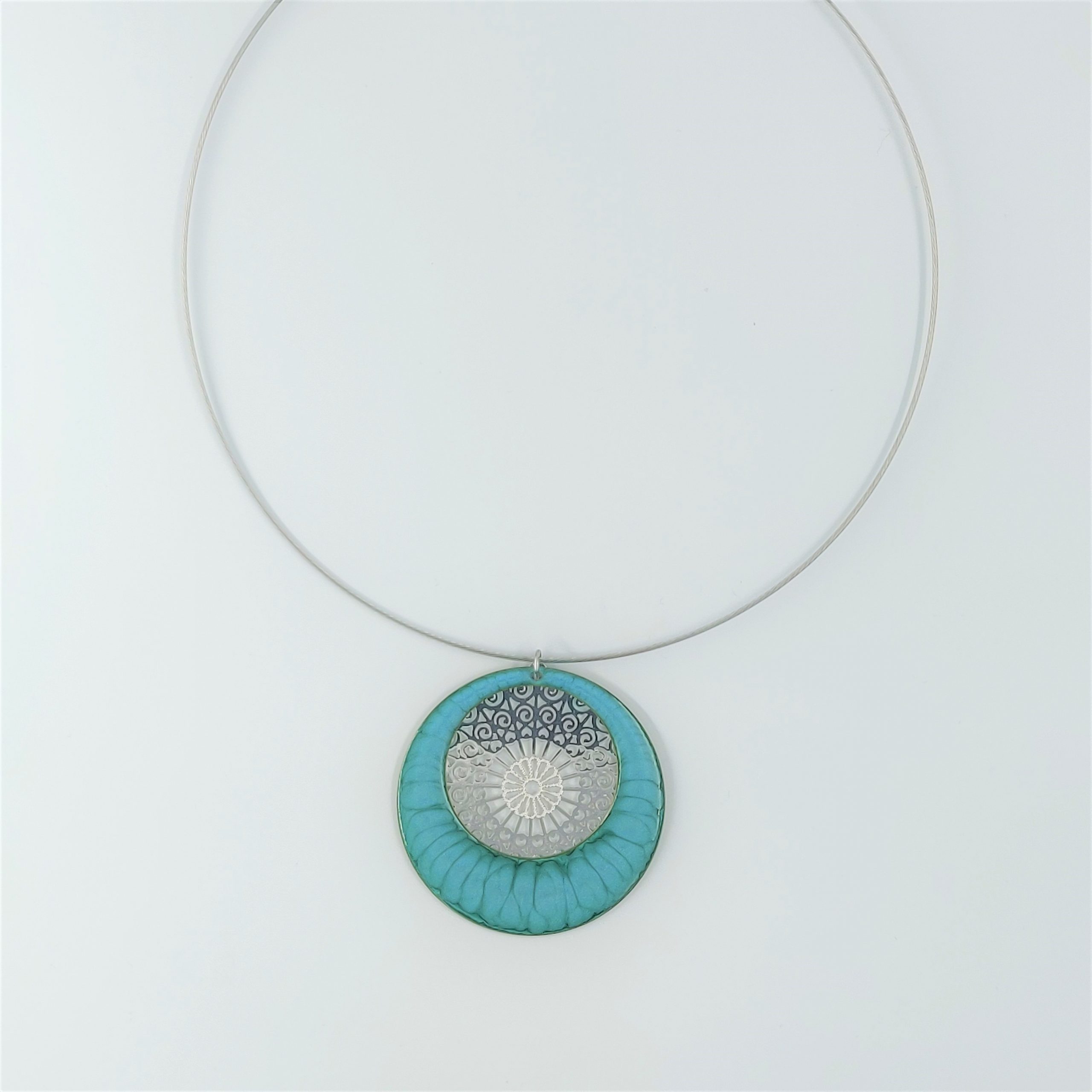 bijou créateur montpellier collier aphrodite turquoise fond argenté