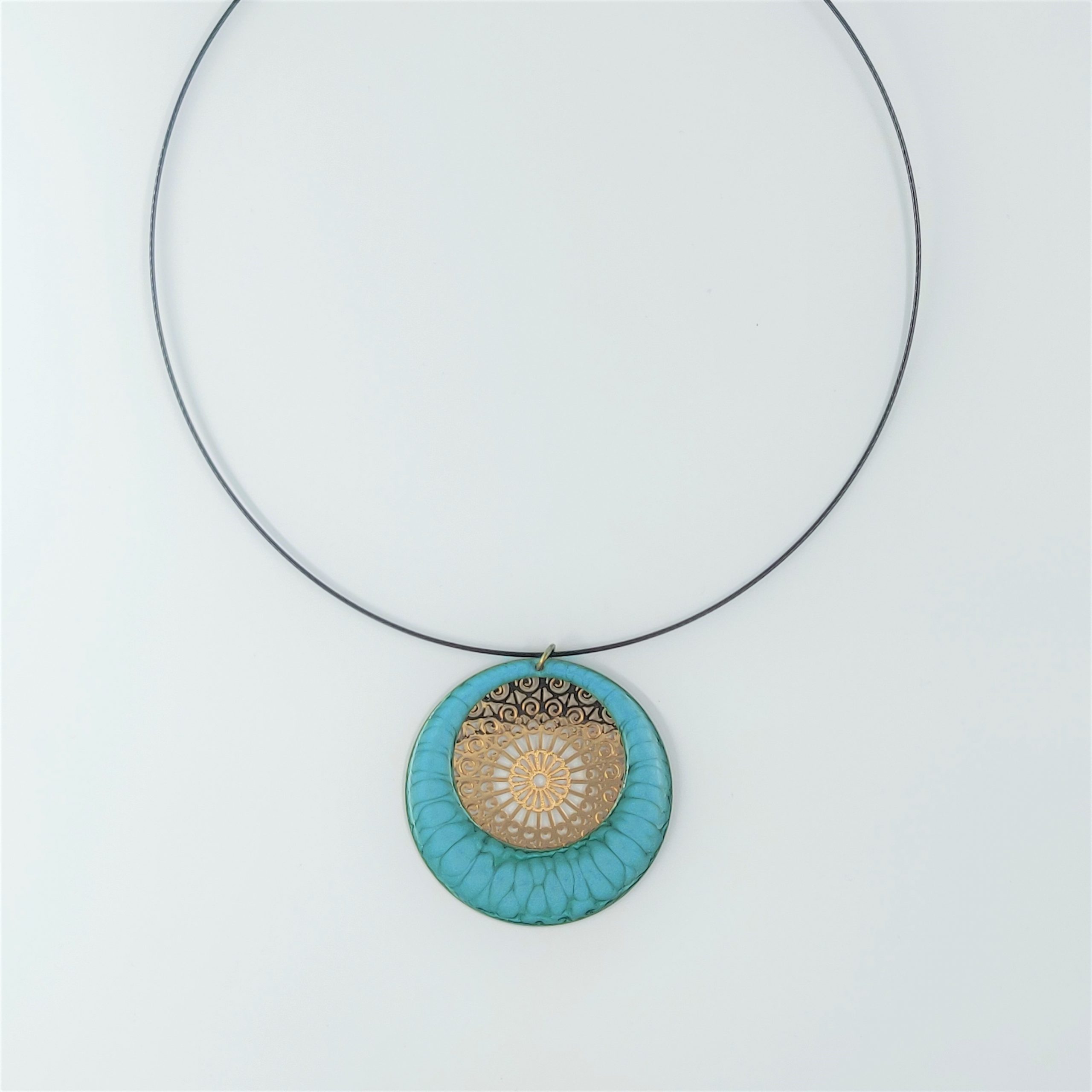 bijou créateur montpellier collier aphrodite turquoise fond doré