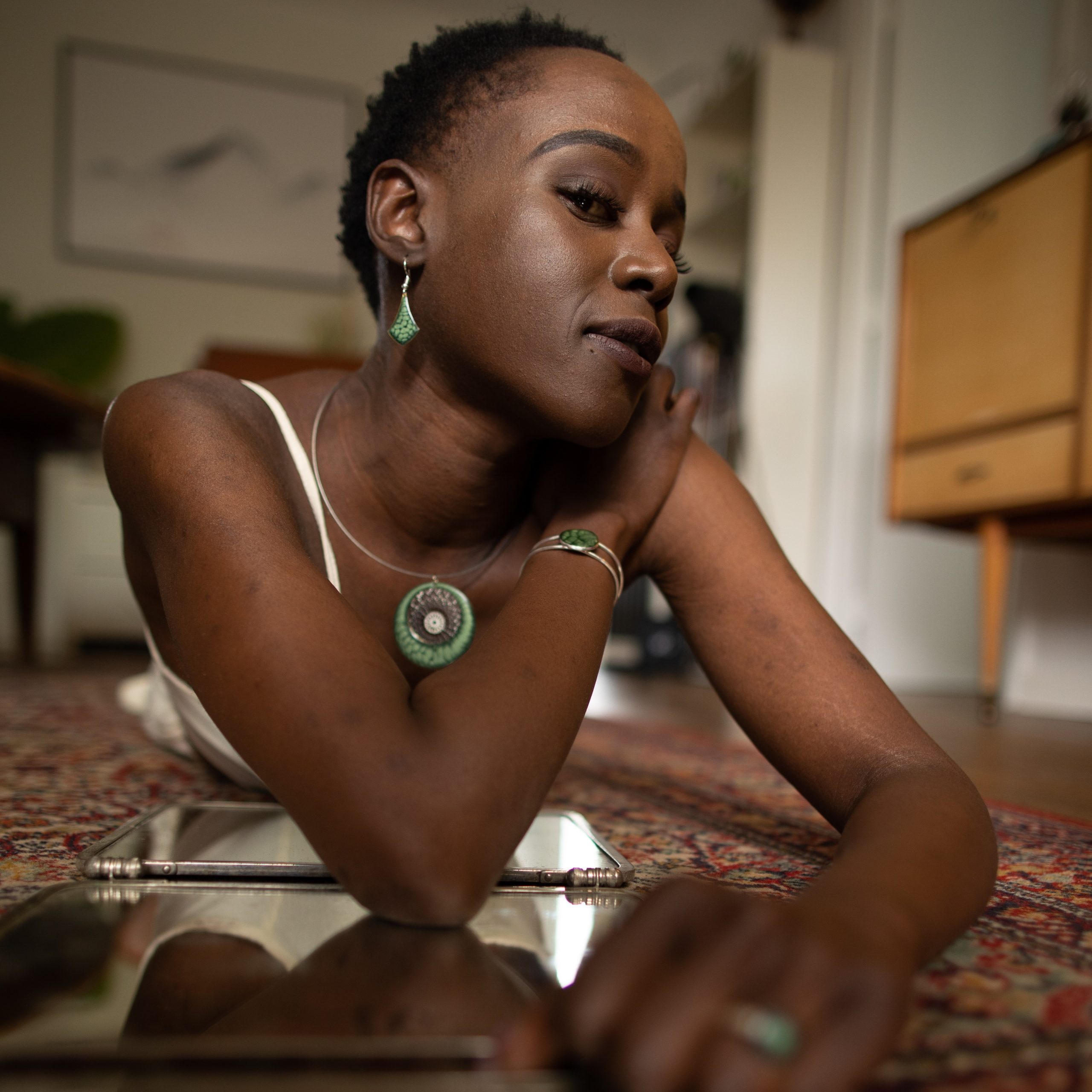 bijou artisan montpellier boucles d'oreilles mannequin naïade vertes