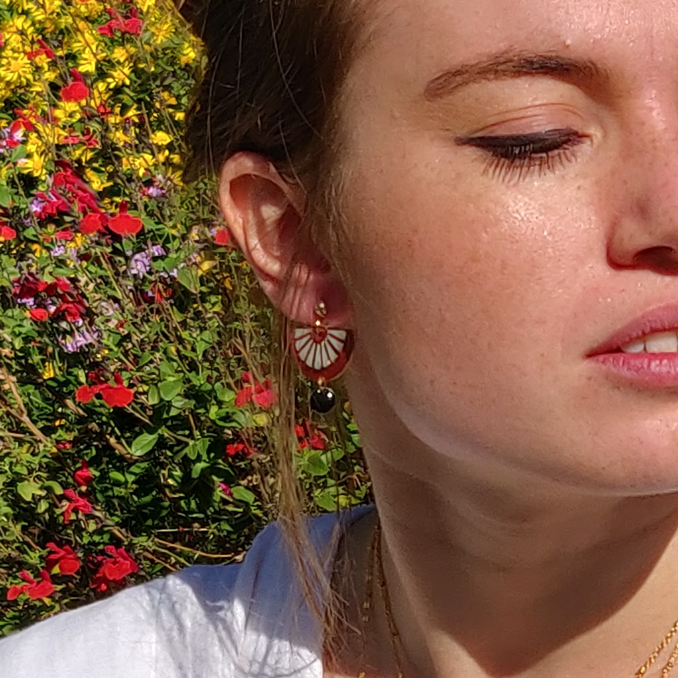 bijou artisan montpellier boucles d'oreilles alcyone briques mannequin 1