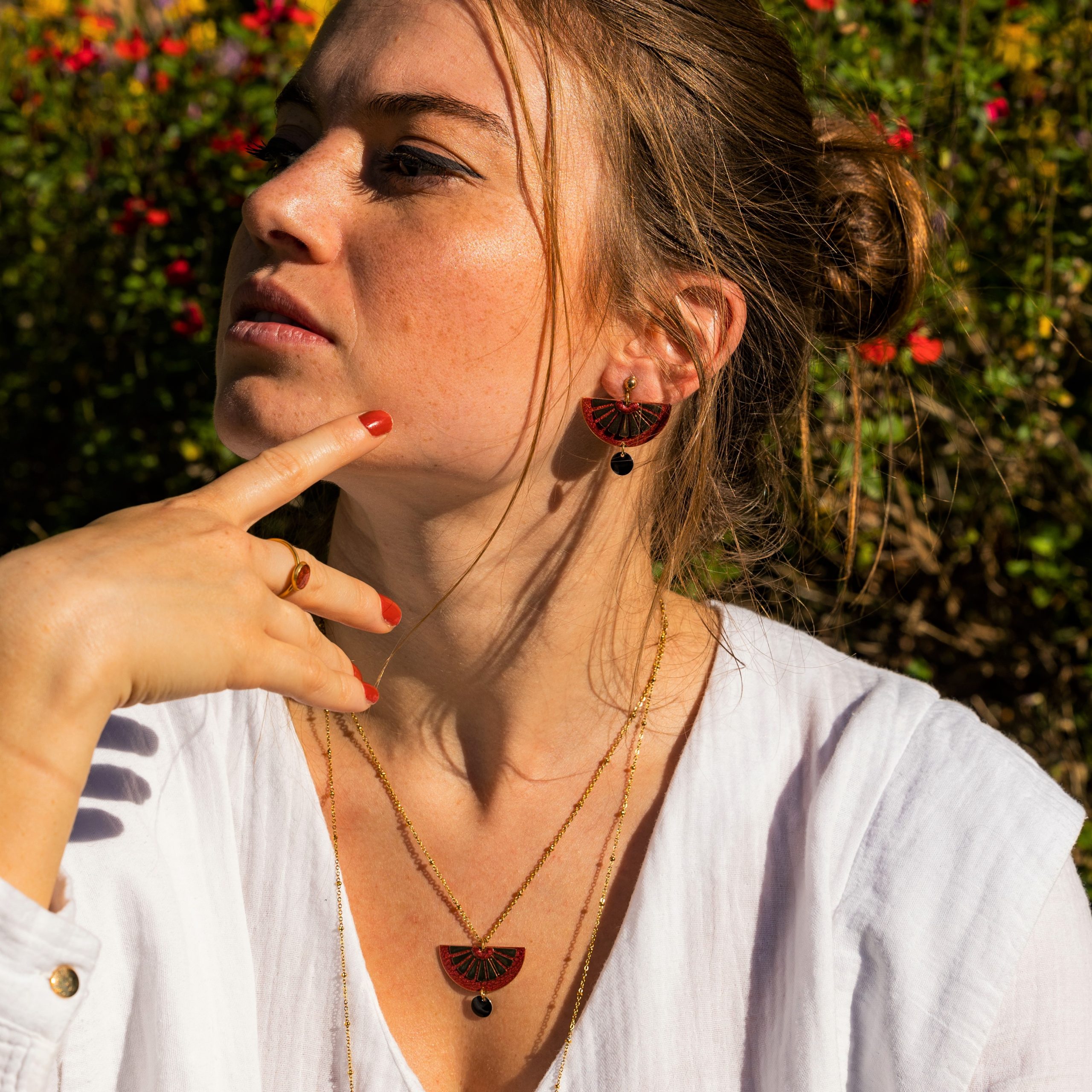 bijou artisan montpellier pendentif alcyone brique mannequin1