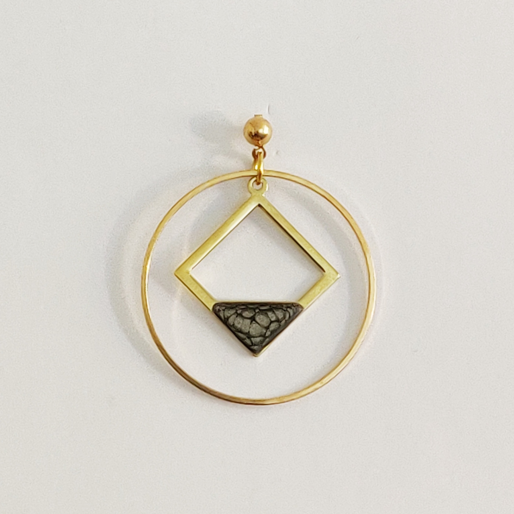 bijou créateur montpellier boucles d'oreilles atlas grises